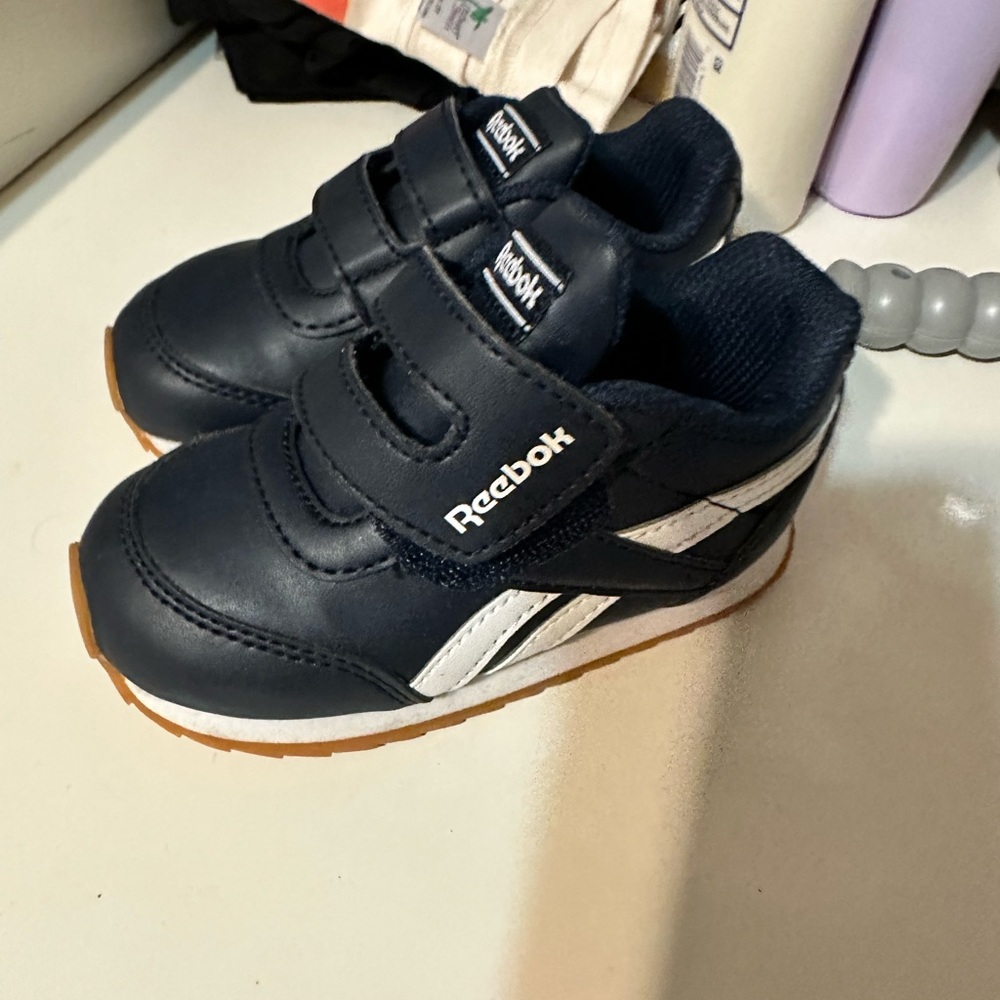 Reebox kids size 6